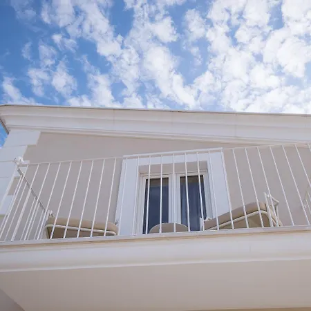 Tra Cielo E Mare 비에스테